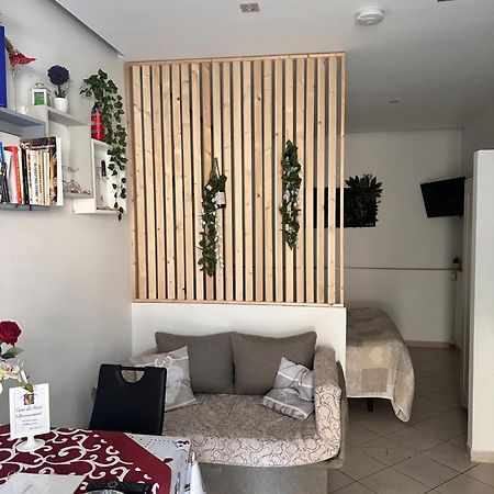 Casa Vacanza Dei Greci Barletta Exteriör bild