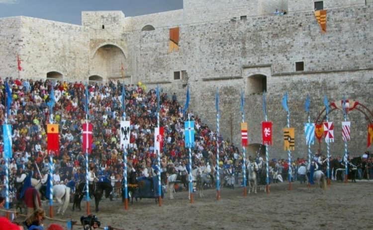 Casa Vacanza Dei Greci Barletta Exteriör bild