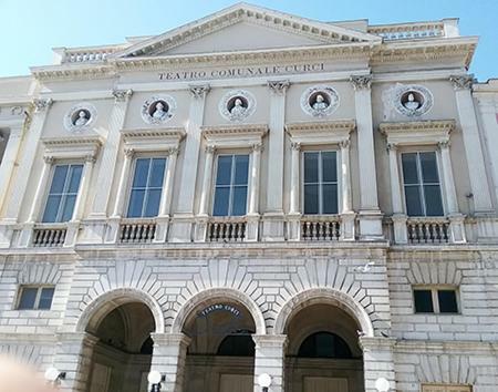 Casa Vacanza Dei Greci Barletta Exteriör bild