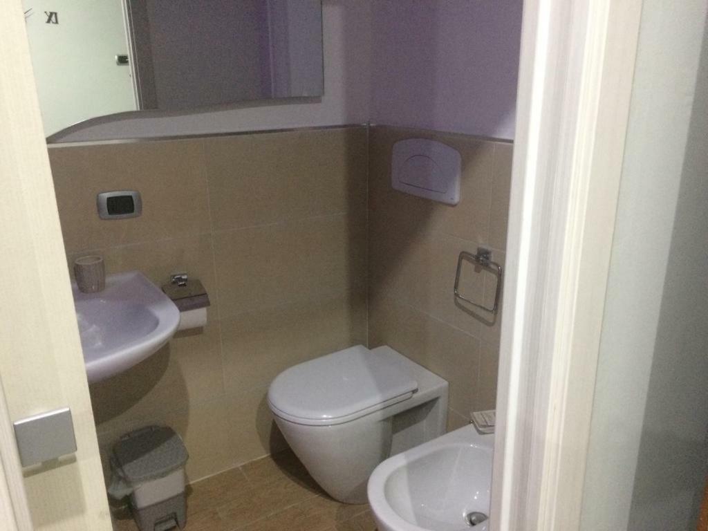 Casa Vacanza Dei Greci Barletta Exteriör bild